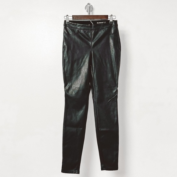 Blank NYC Vegan Leather Pull‎ On Holiday NYE Chic Skinny Ankle Pants Black - Picture 2 of 14